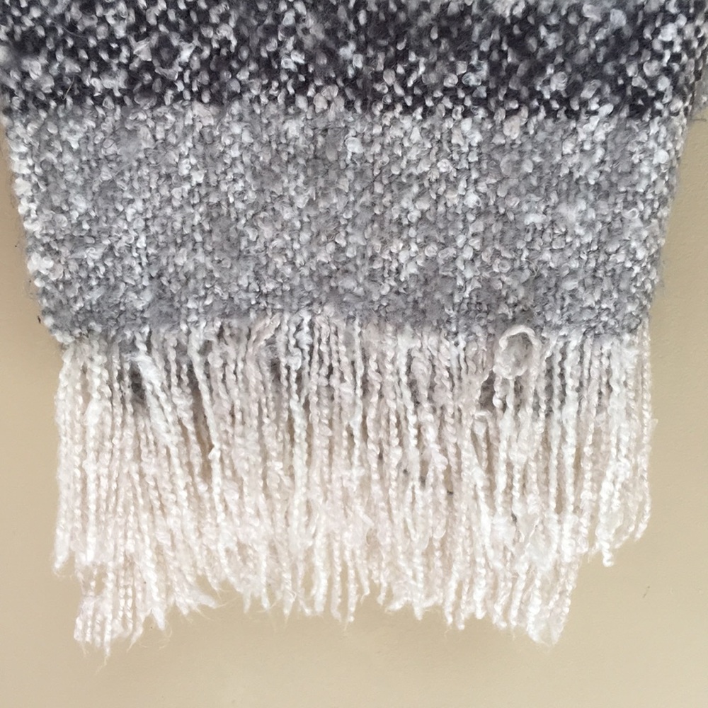 American Eagle Knit Scarf/Shaw 20”x70” - Picture 2 of 4